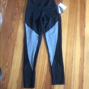 NWT Peony & Me Small Yoga pants black/grey/sheer